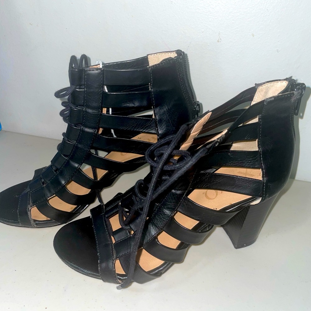 XOXO heels